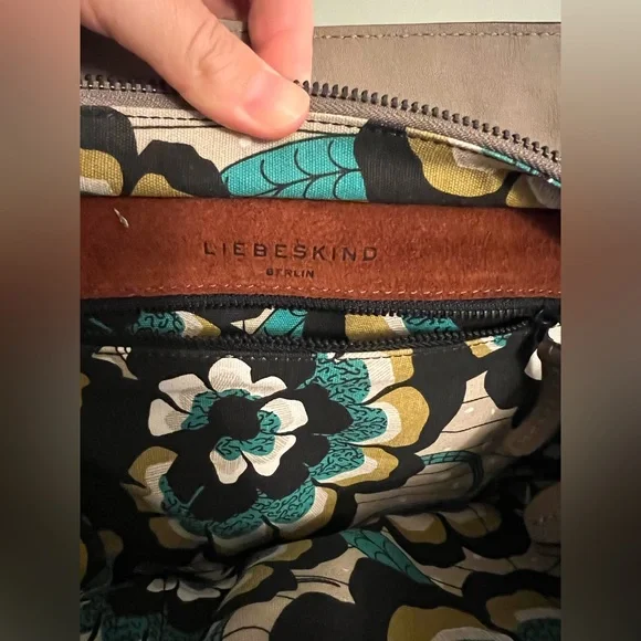 NWOT Liebeskind leather grey handbag/purse - Picture 8 of 8